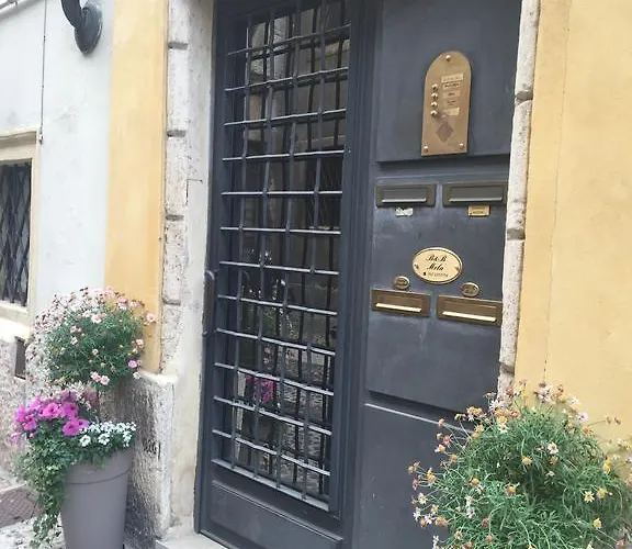 Mela Bed and Breakfast